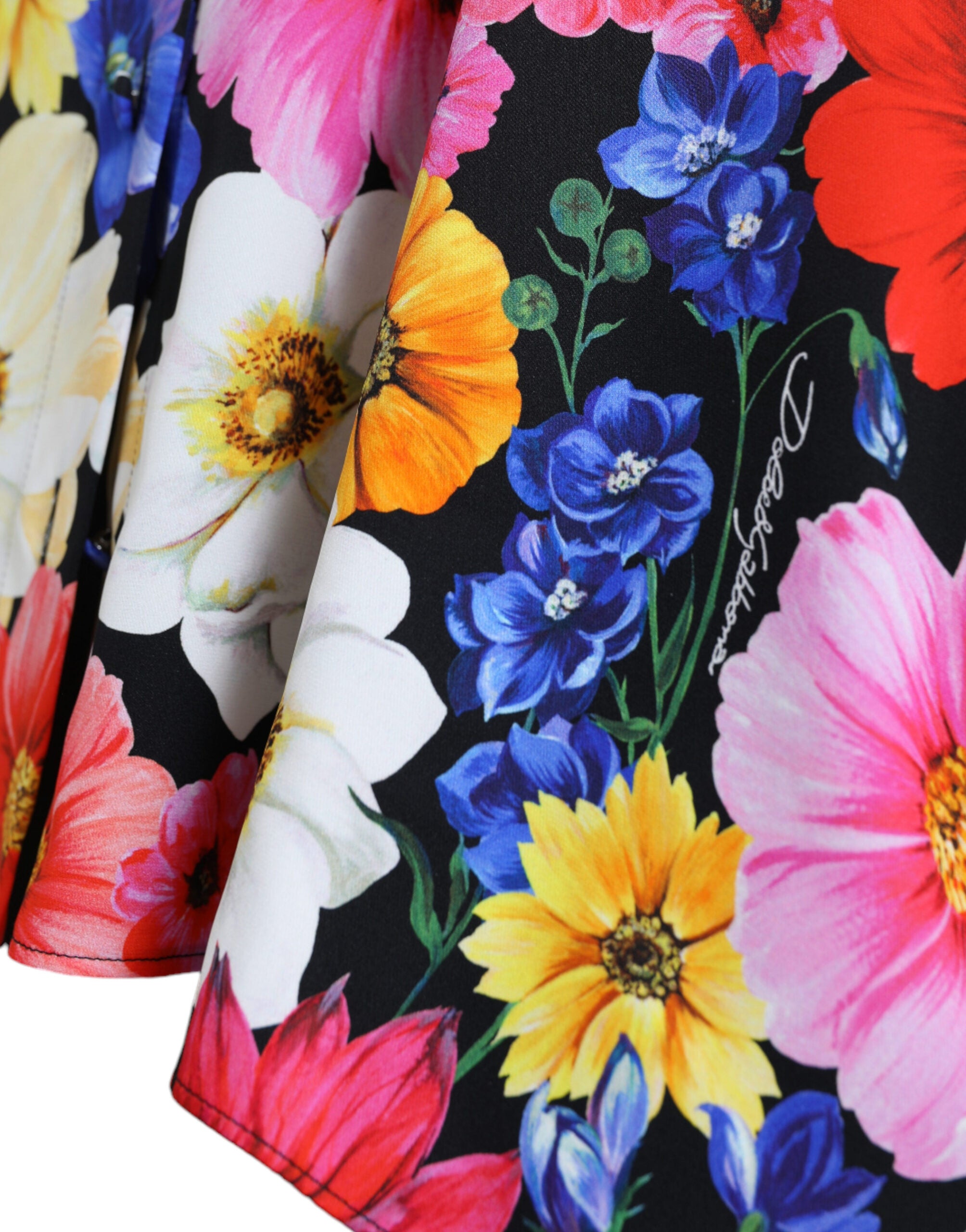 Dolce & Gabbana Multicolor Floral Ascot Collared Blouse Top -   -  Dolce & Gabbana.