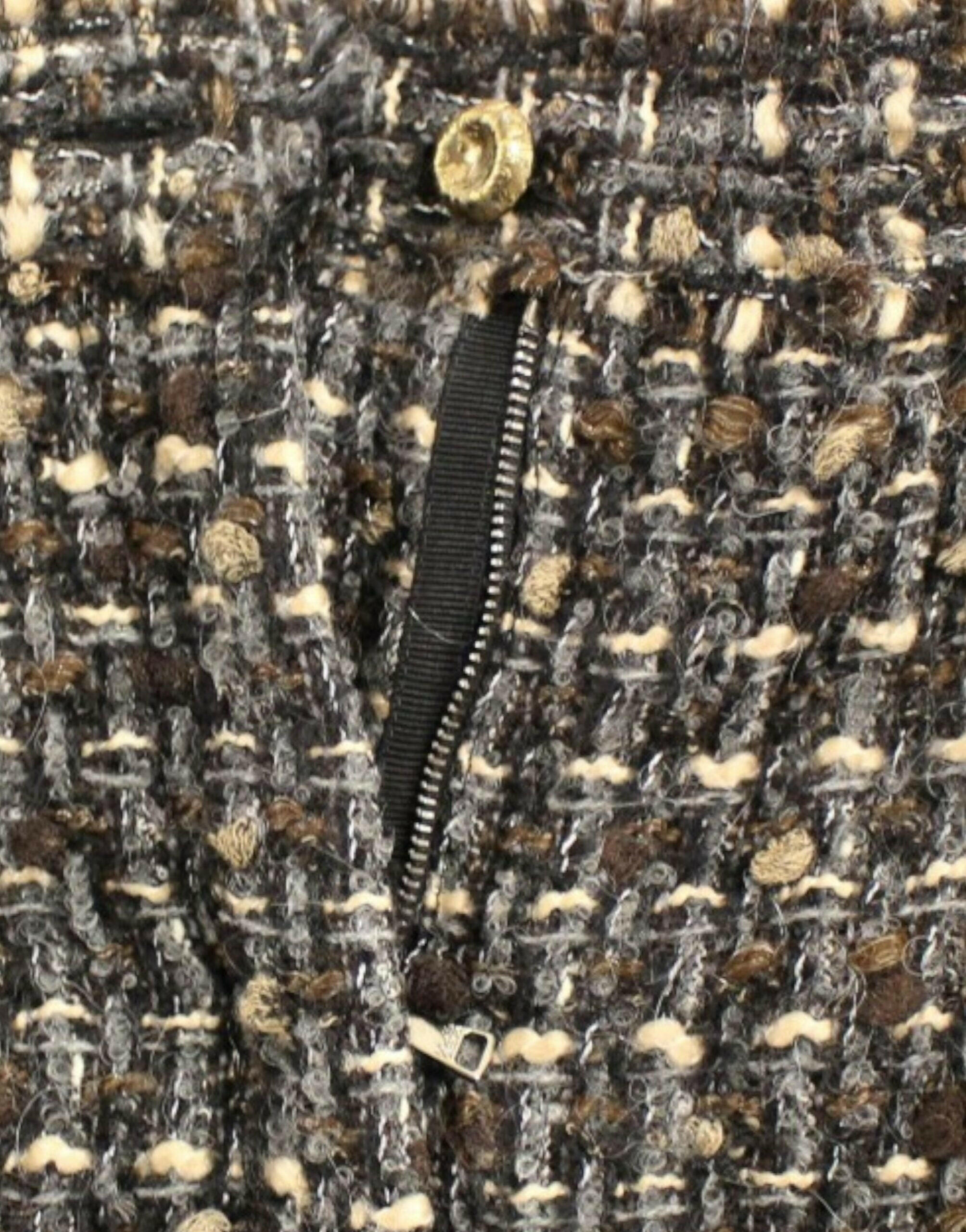 Dolce & Gabbana Multicolor wool shorts pants -   -  Dolce & Gabbana.