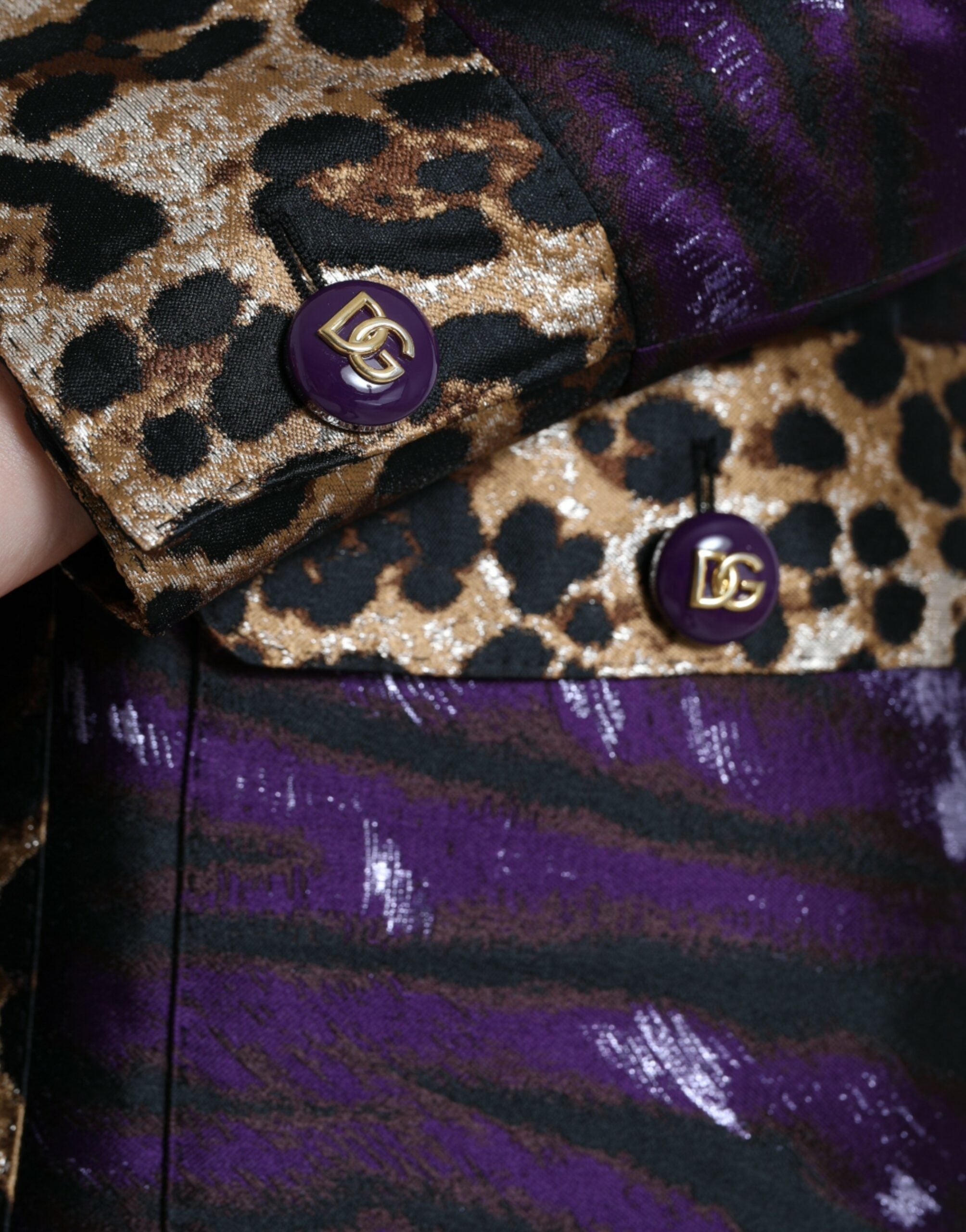 Dolce & Gabbana Purple Lamé Jacquard Tiger Print Coat Jacket -   -  Dolce & Gabbana.