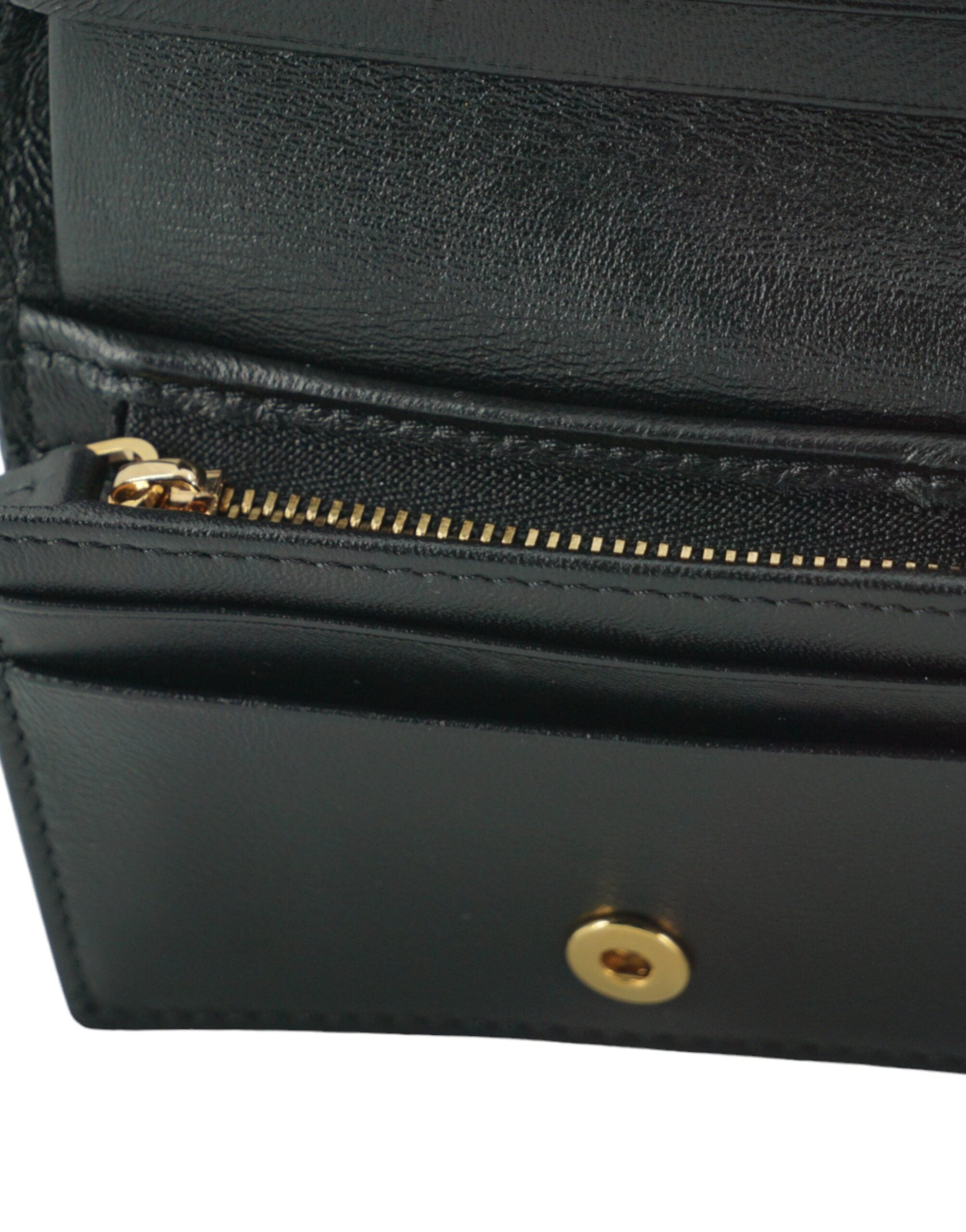 Versace Elegant Compact Leather Wallet in Brown -   -  Versace.