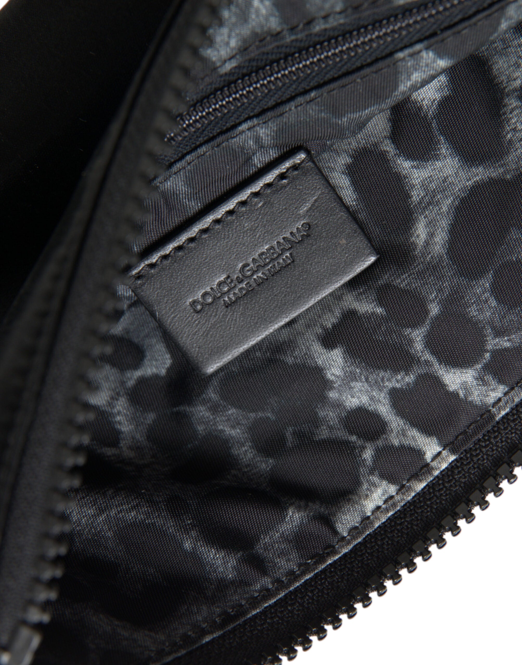 Dolce & Gabbana Black Nylon Logo Plaque Keyring Pouch Clutch Bag -   -  Dolce & Gabbana.