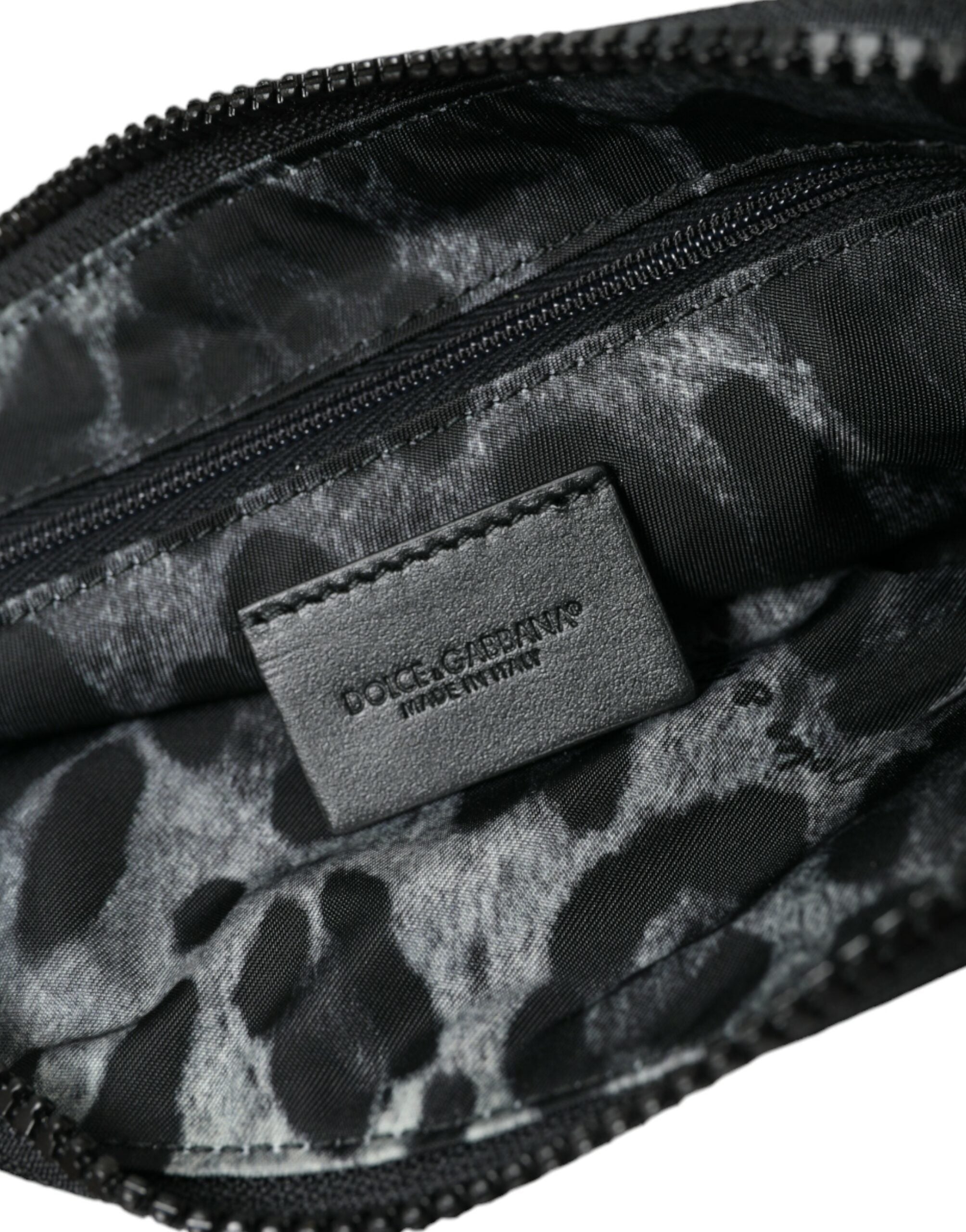 Dolce & Gabbana Black Nylon Logo Plaque Keyring Pouch Clutch Bag -   -  Dolce & Gabbana.