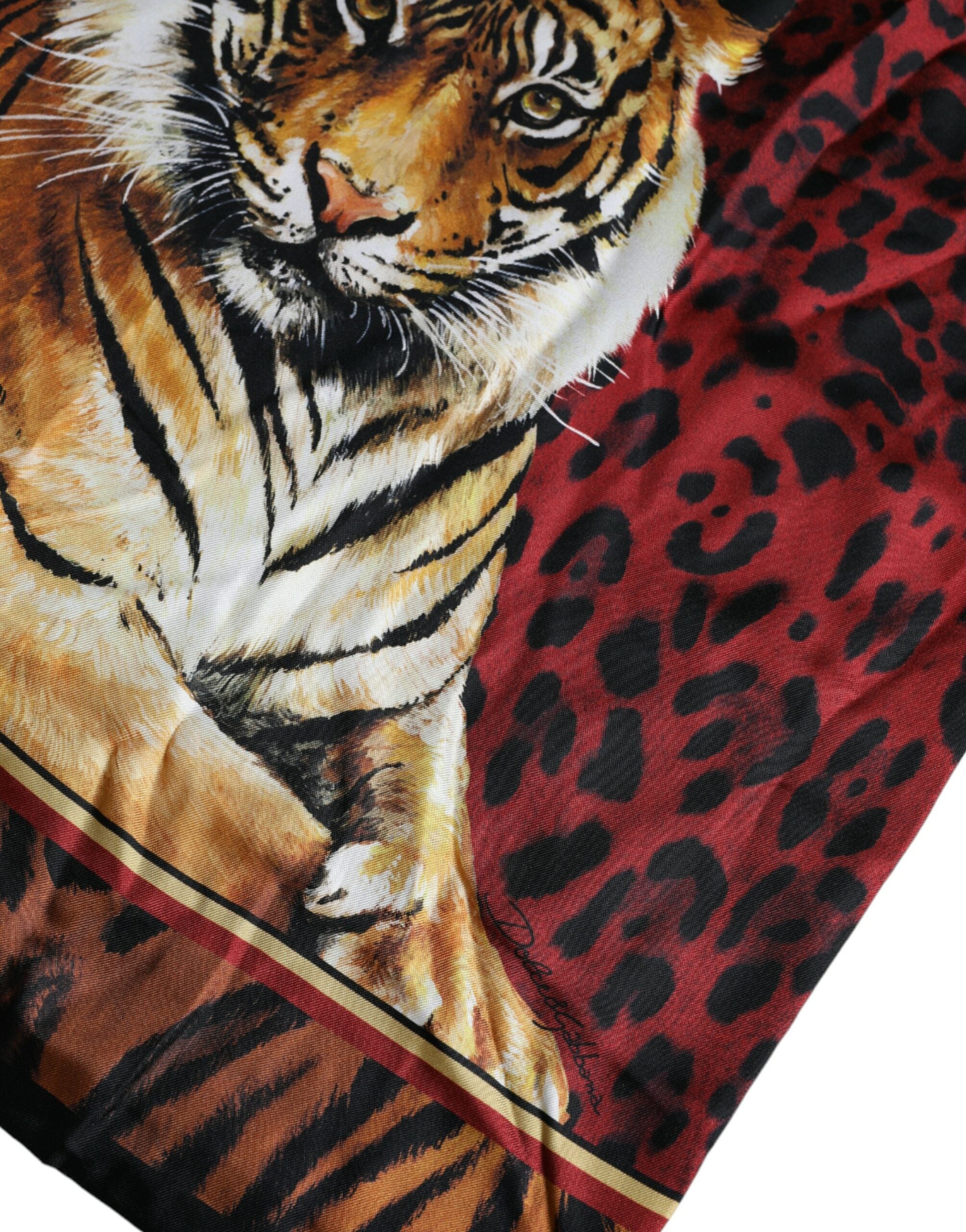 Dolce & Gabbana Multicolor Tiger Print Cotton Short Sleeves T-shirt -   -  Dolce & Gabbana.