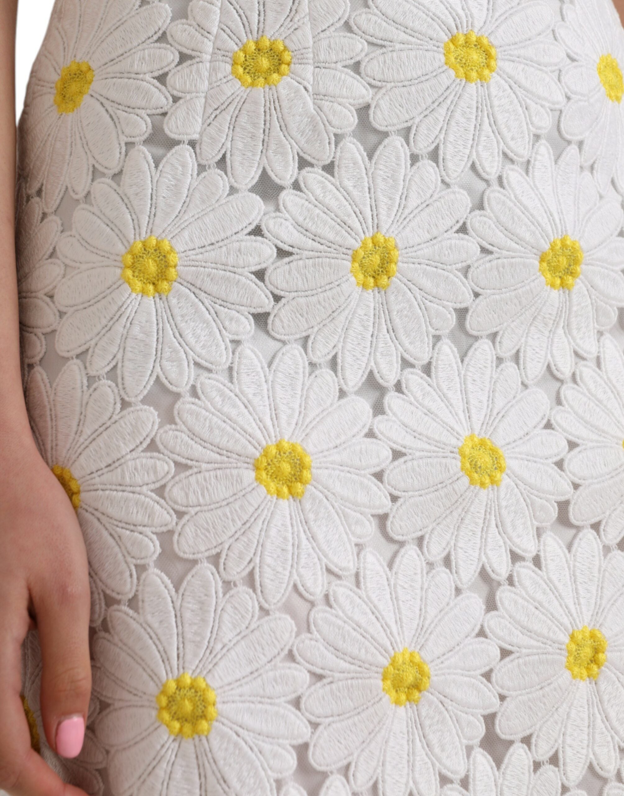 Dolce & Gabbana White Floral Pencil Straight Lace Skirt -   -  Dolce & Gabbana.