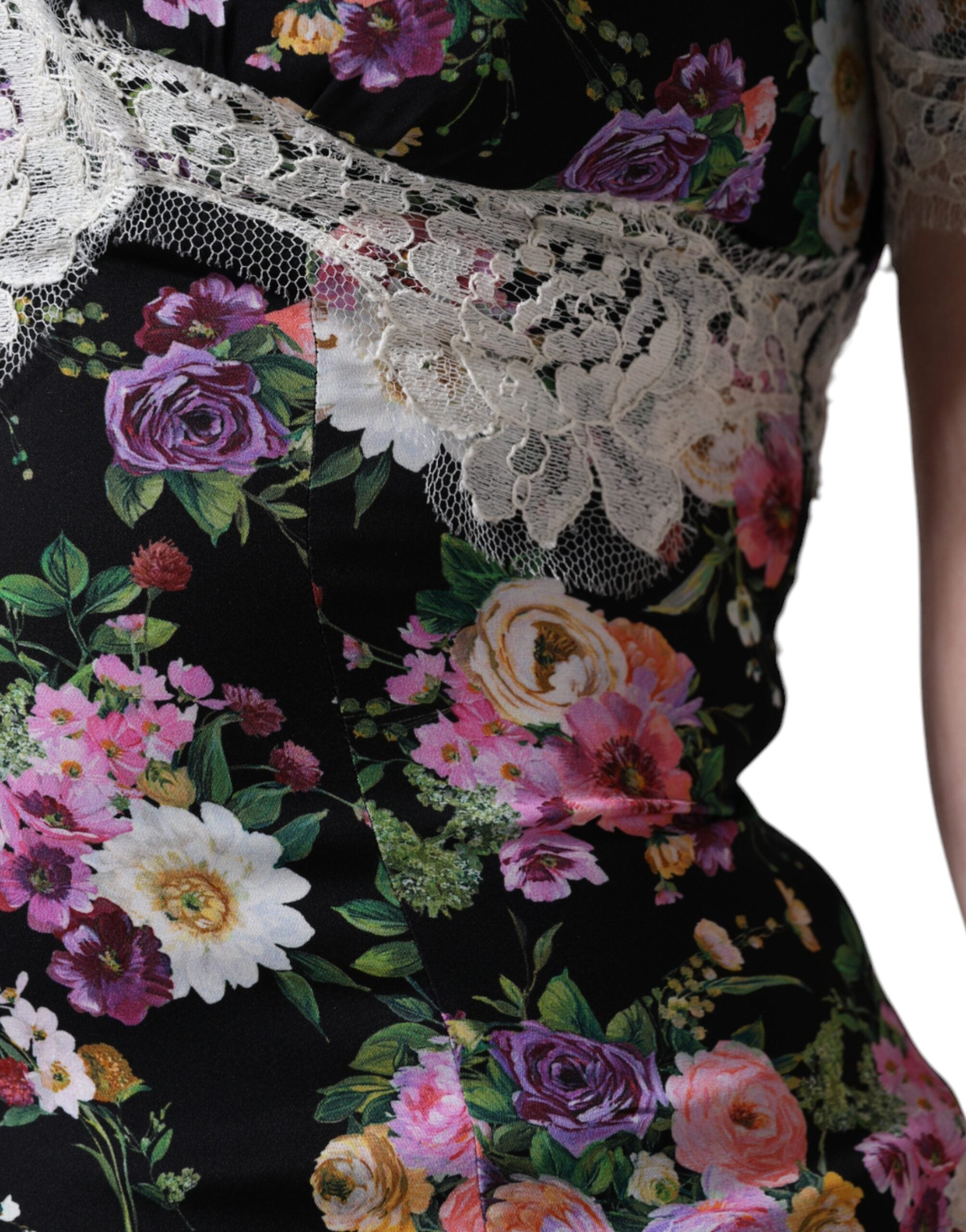 Dolce & Gabbana Black Floral Lace Short Sleeves Blouse Top -   -  Dolce & Gabbana.