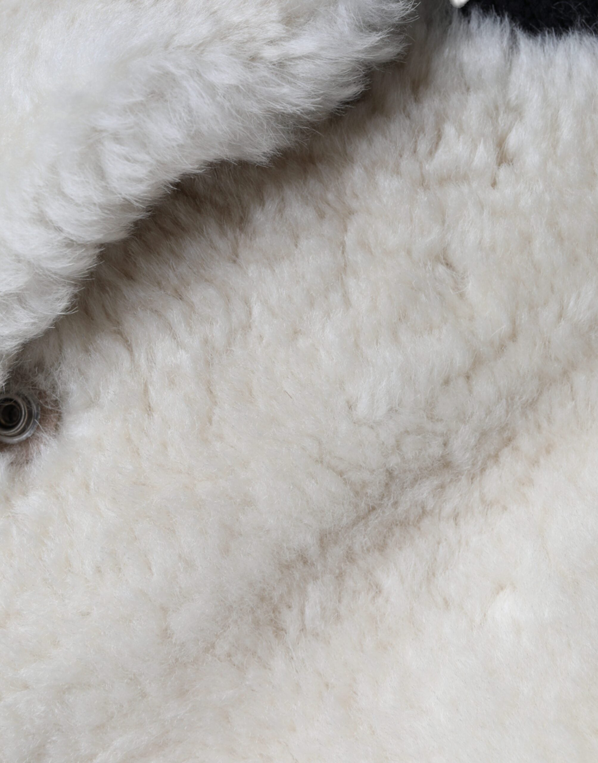 Burberry White WARRENFORD Shearling Leather Vest Coat Jacket -   -  Burberry.