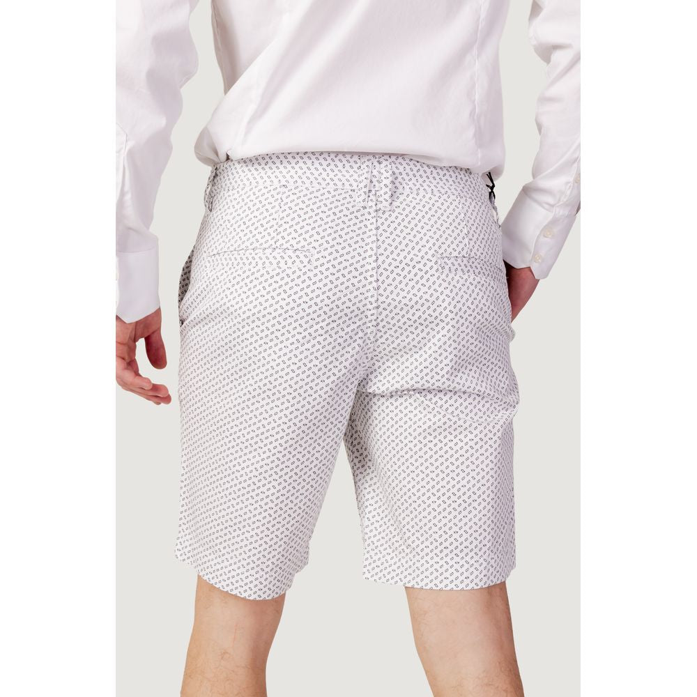 Armani Exchange White Cotton Bermuda -   -  Armani Exchange.