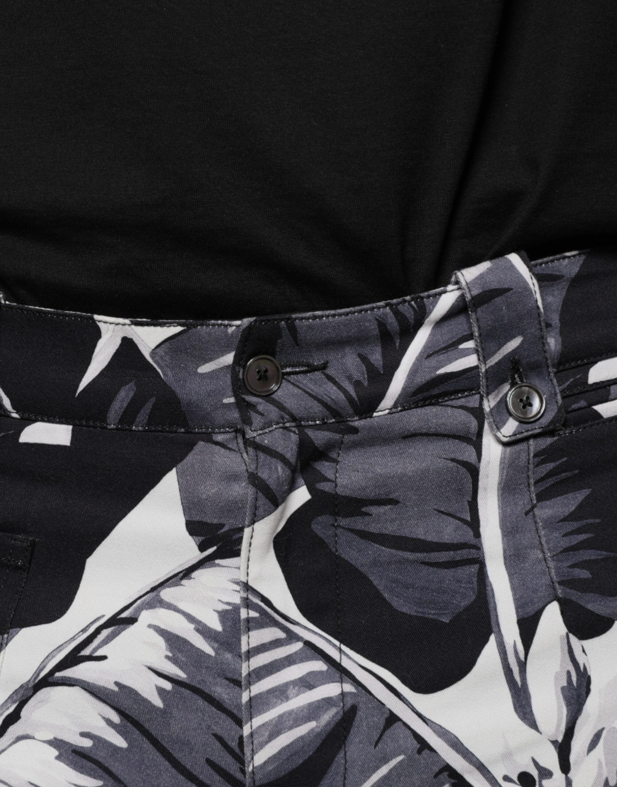 Dolce & Gabbana Gray Banana Leaf Cotton Stretch Capri Pants -   -  Dolce & Gabbana.