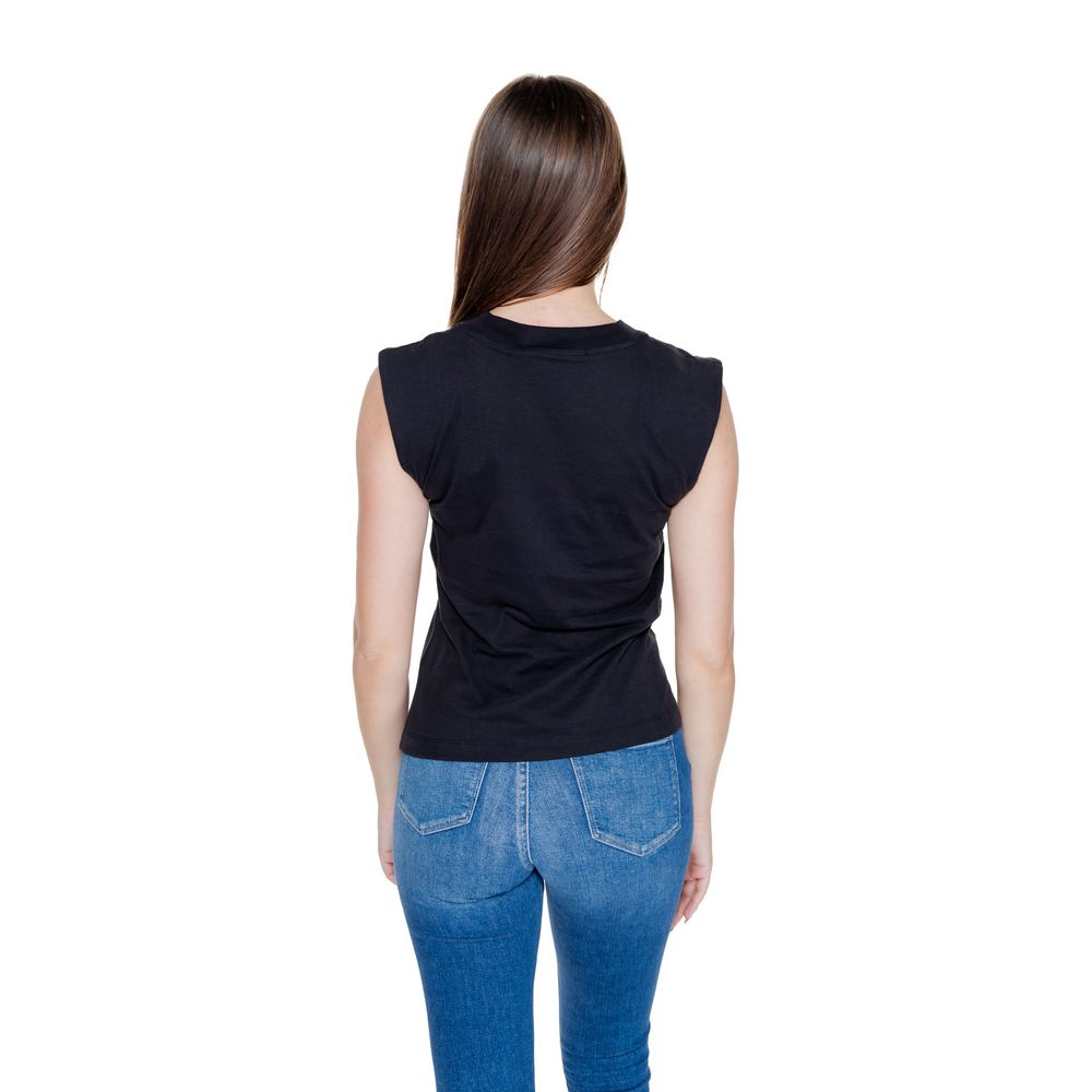 Calvin Klein Jeans Black Cotton T-Shirt -   -  Calvin Klein Jeans.
