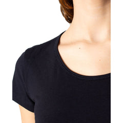 Only Black Cotton T-Shirt -   -  Only.