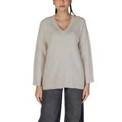 Vila Clothes Beige Marabou Sweater -   -  Vila Clothes.