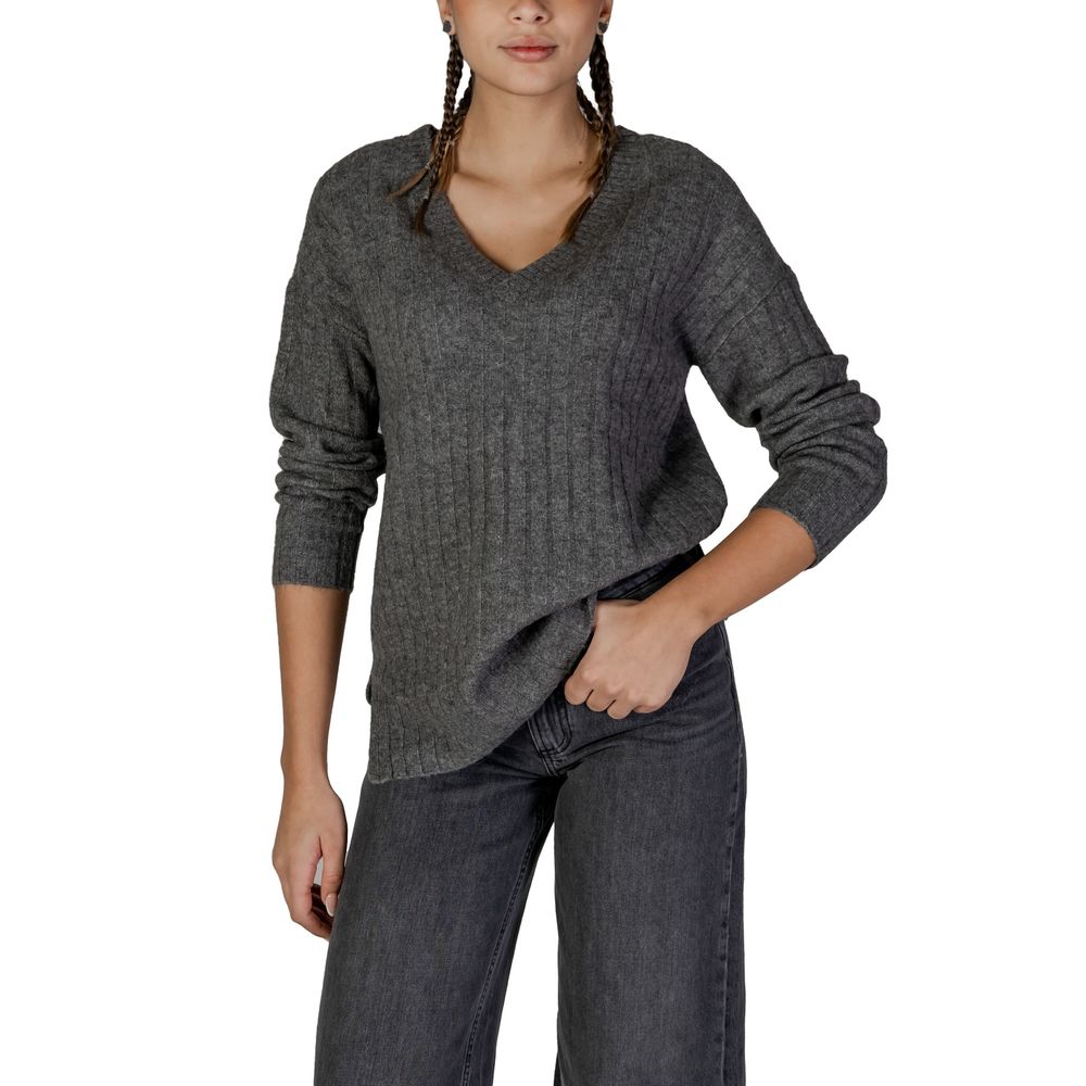 Vila Clothes Gray Marabou Sweater -   -  Vila Clothes.