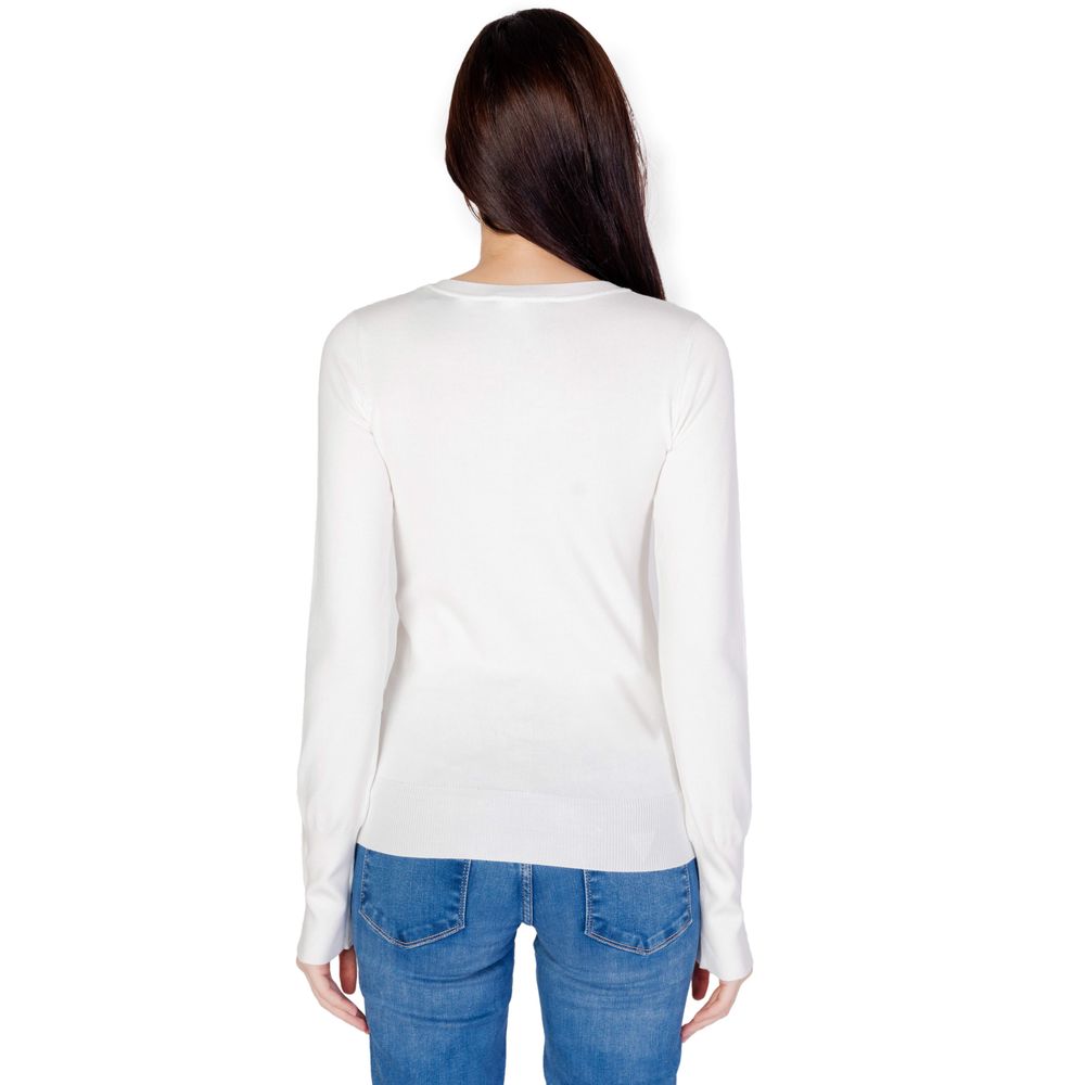 Guess - Refined V-Neck Fitted Cotton Knit Top - White