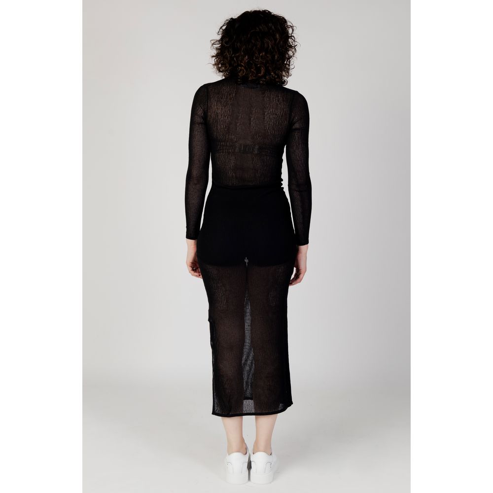 Calvin Klein Jeans Black Marabou Long -   -  Calvin Klein Jeans.
