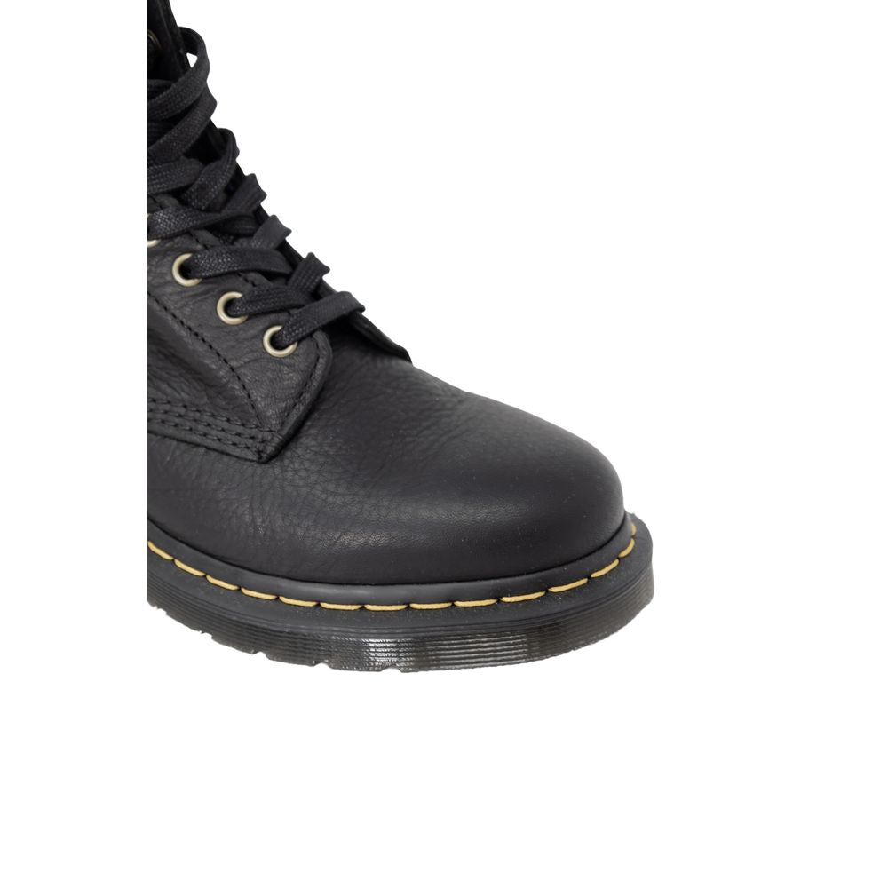 Dr. Martens Black Leather Boot -   -  Dr. Martens.