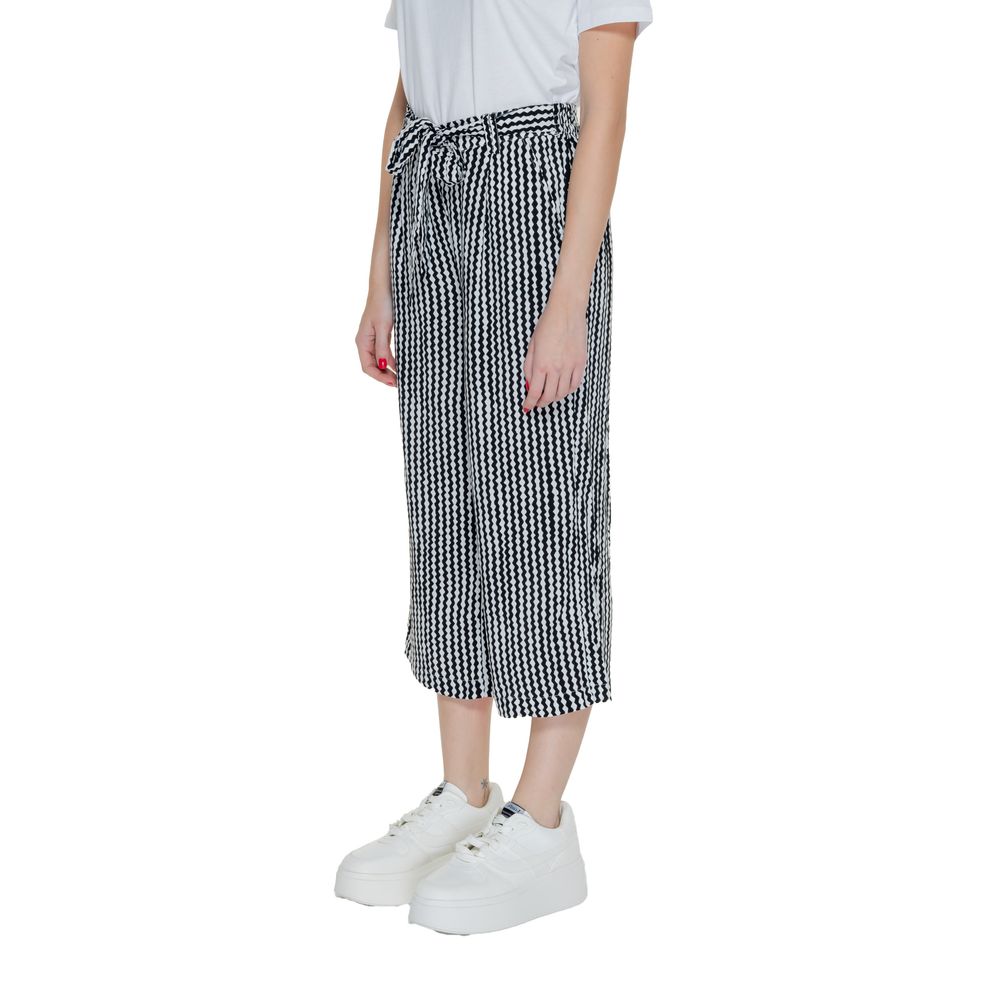 Only Black Viscose Cropped Pant -   -  Only.