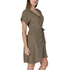 B.Young Green Viscose Midi -   -  B.Young.