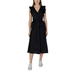 B.Young Black Cotton Long -   -  B.Young.