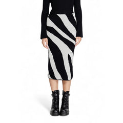 Vero Moda Black Viscose Skirt -   -  Vero Moda.