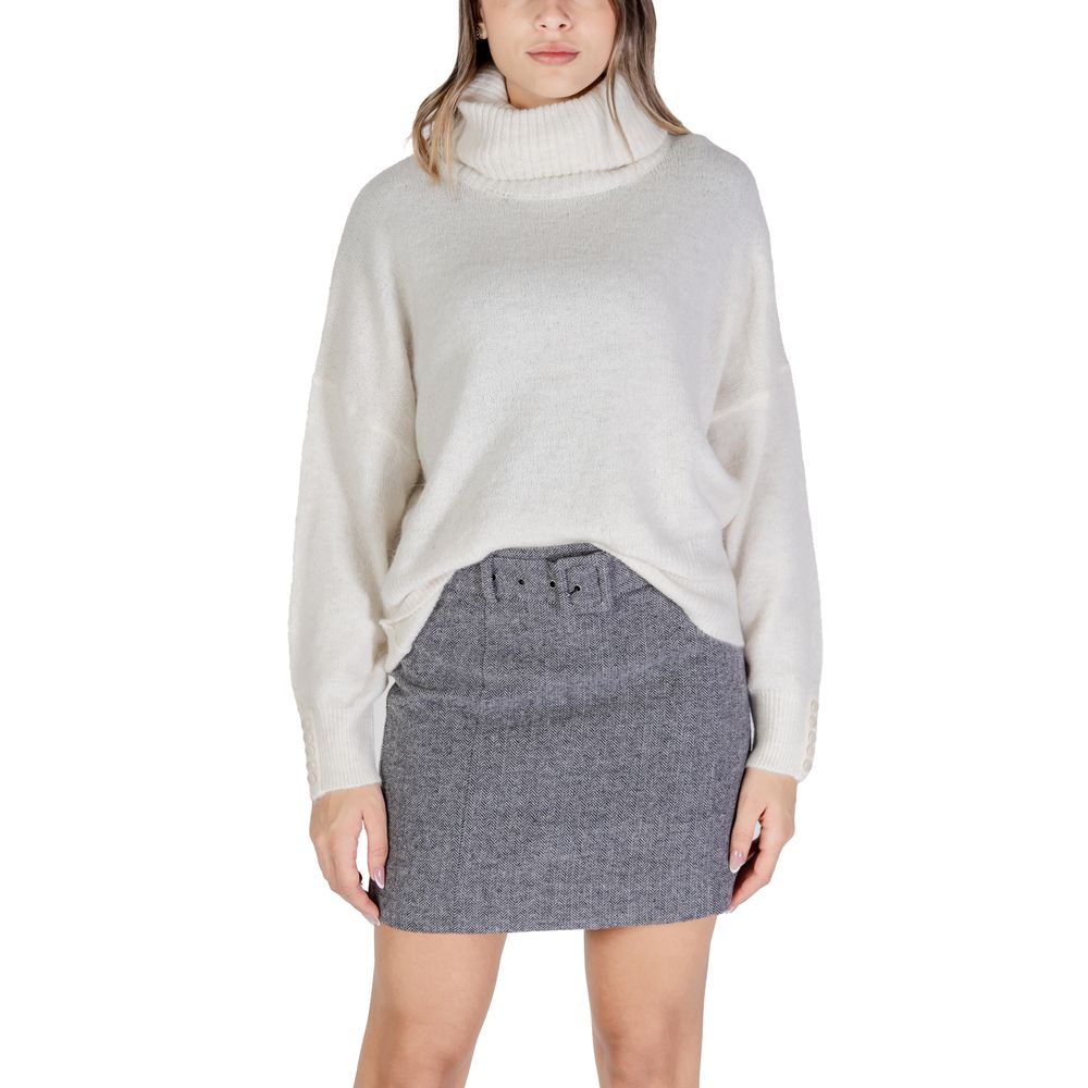 ICHI Cream Marabou Turtleneck -   -  ICHI.