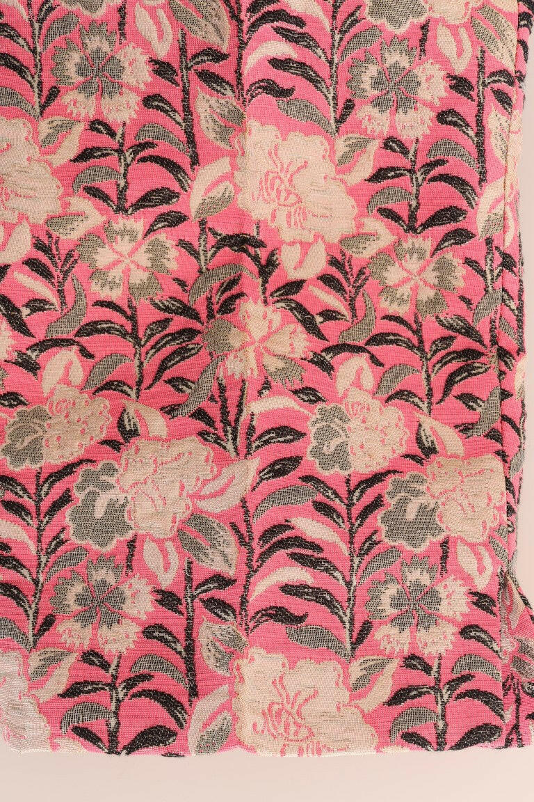 Dolce & Gabbana Pink Floral Brocade Capri Pants -   -  Dolce & Gabbana.