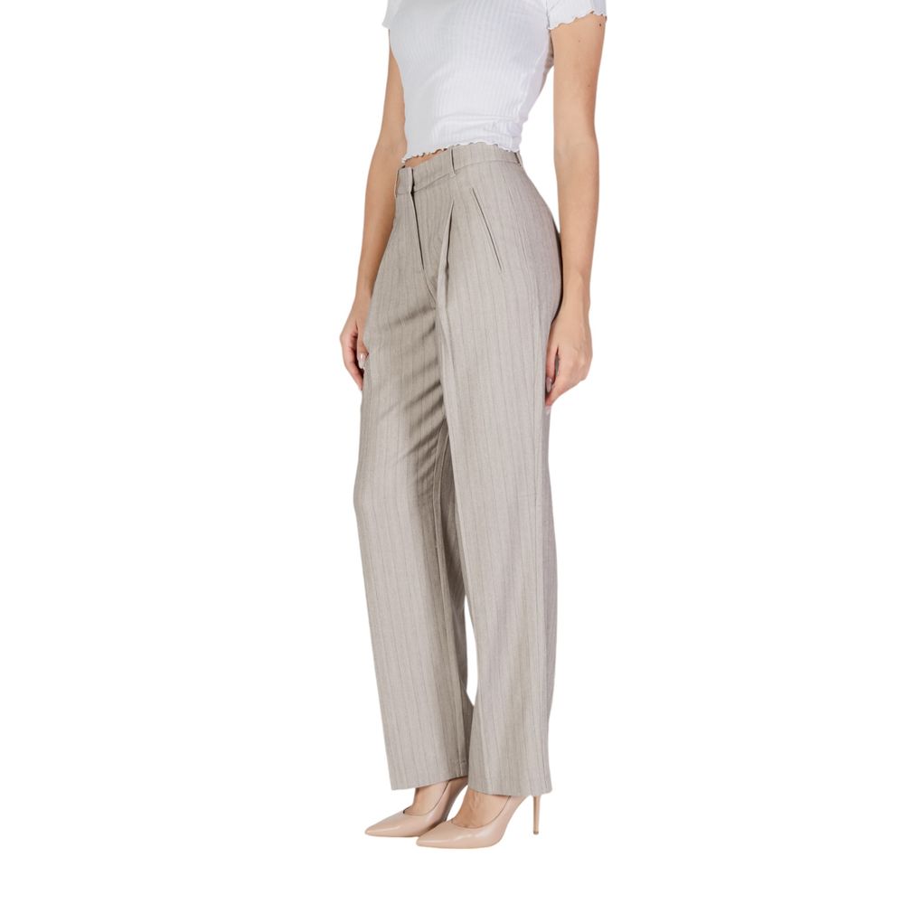 Vero Moda - Sophisticated Herringbone Wide Leg Tailored Trousers - Grey