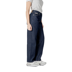 Calvin Klein Jeans Blue Cotton Relaxed Fit Jean -   -  Calvin Klein Jeans.