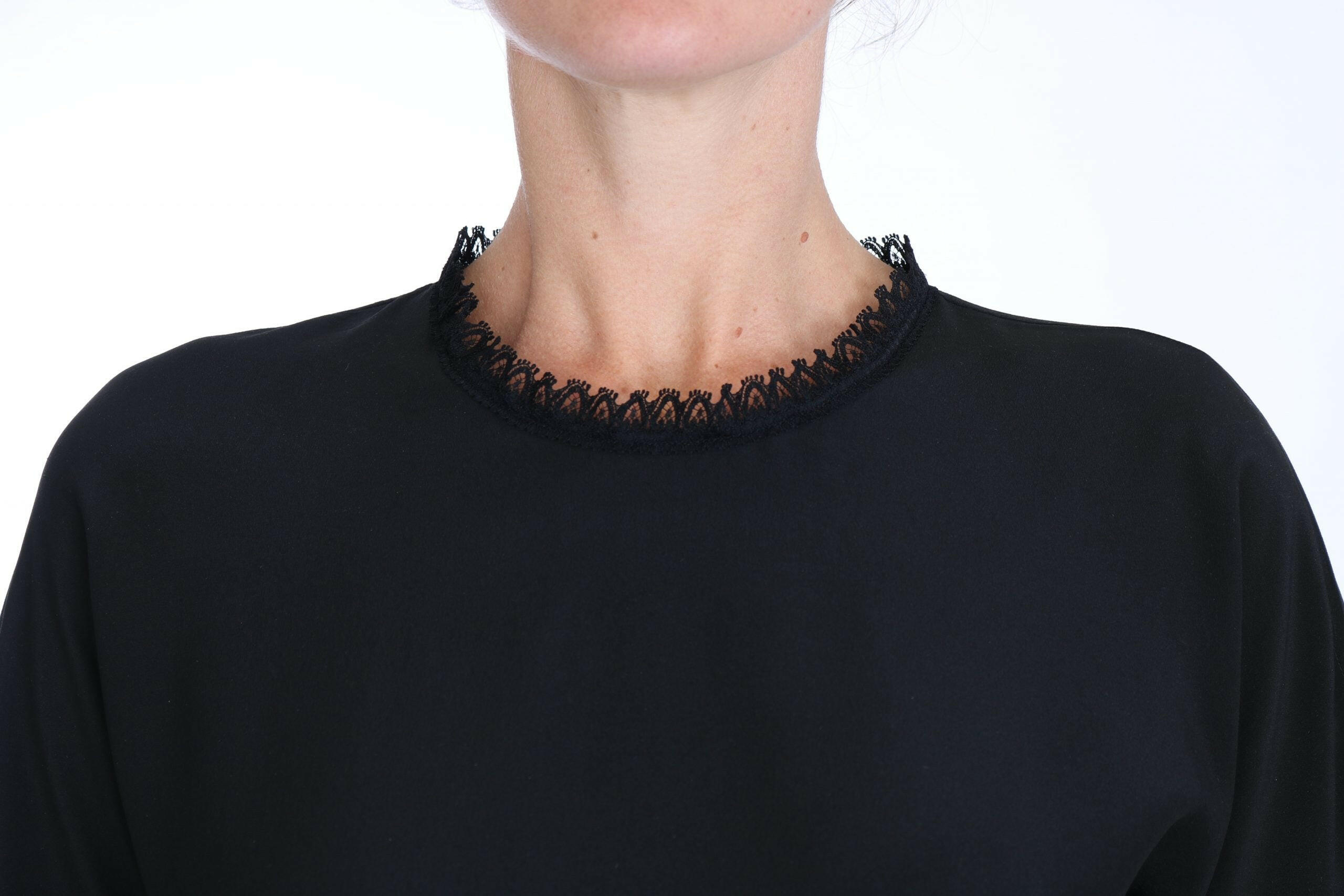 Dolce & Gabbana Black Silk Lace Top Blouse T-Shirt -   -  Dolce & Gabbana.