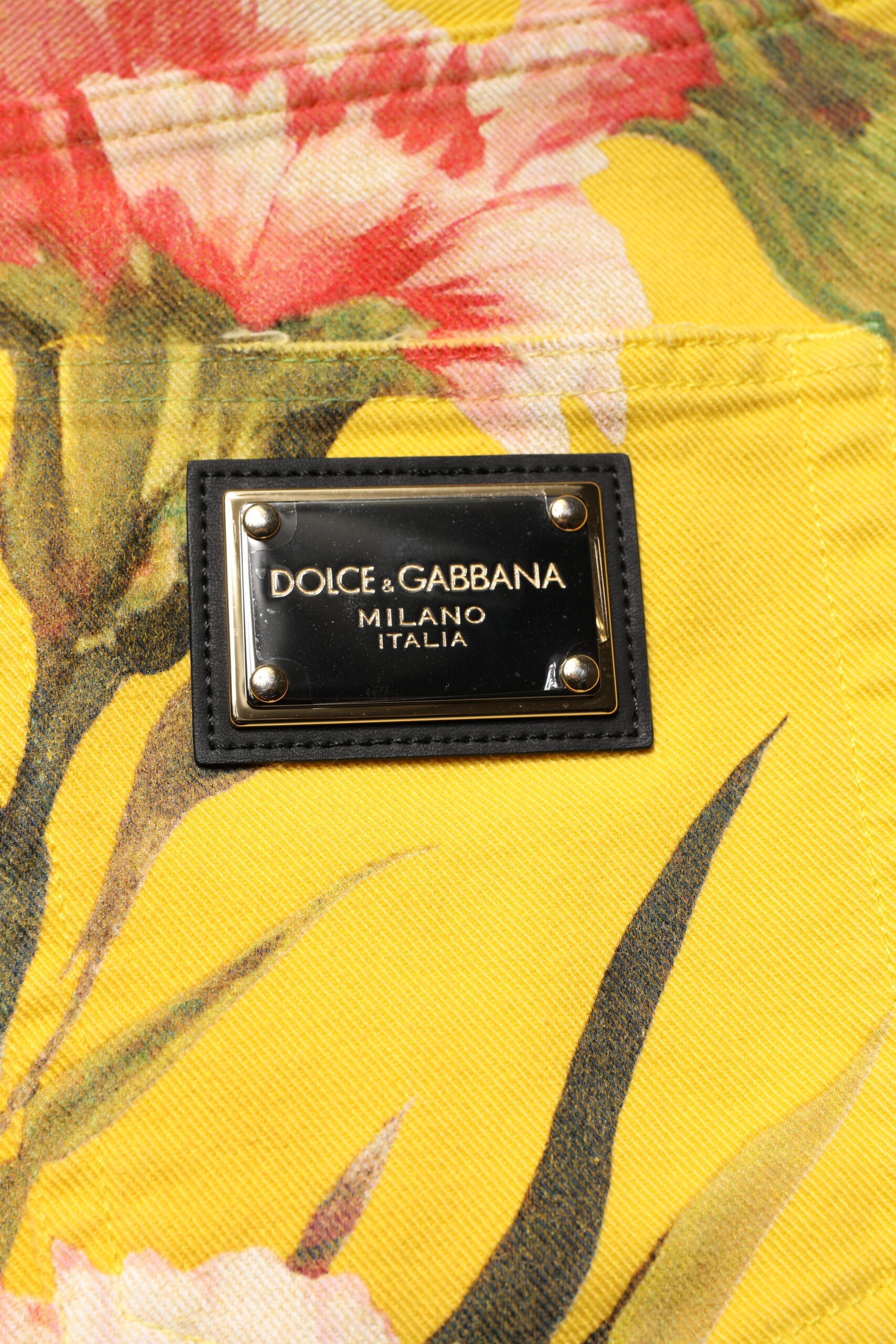 Dolce & Gabbana Yellow Floral Cargo Denim Men Bermuda Shorts -   -  Dolce & Gabbana.