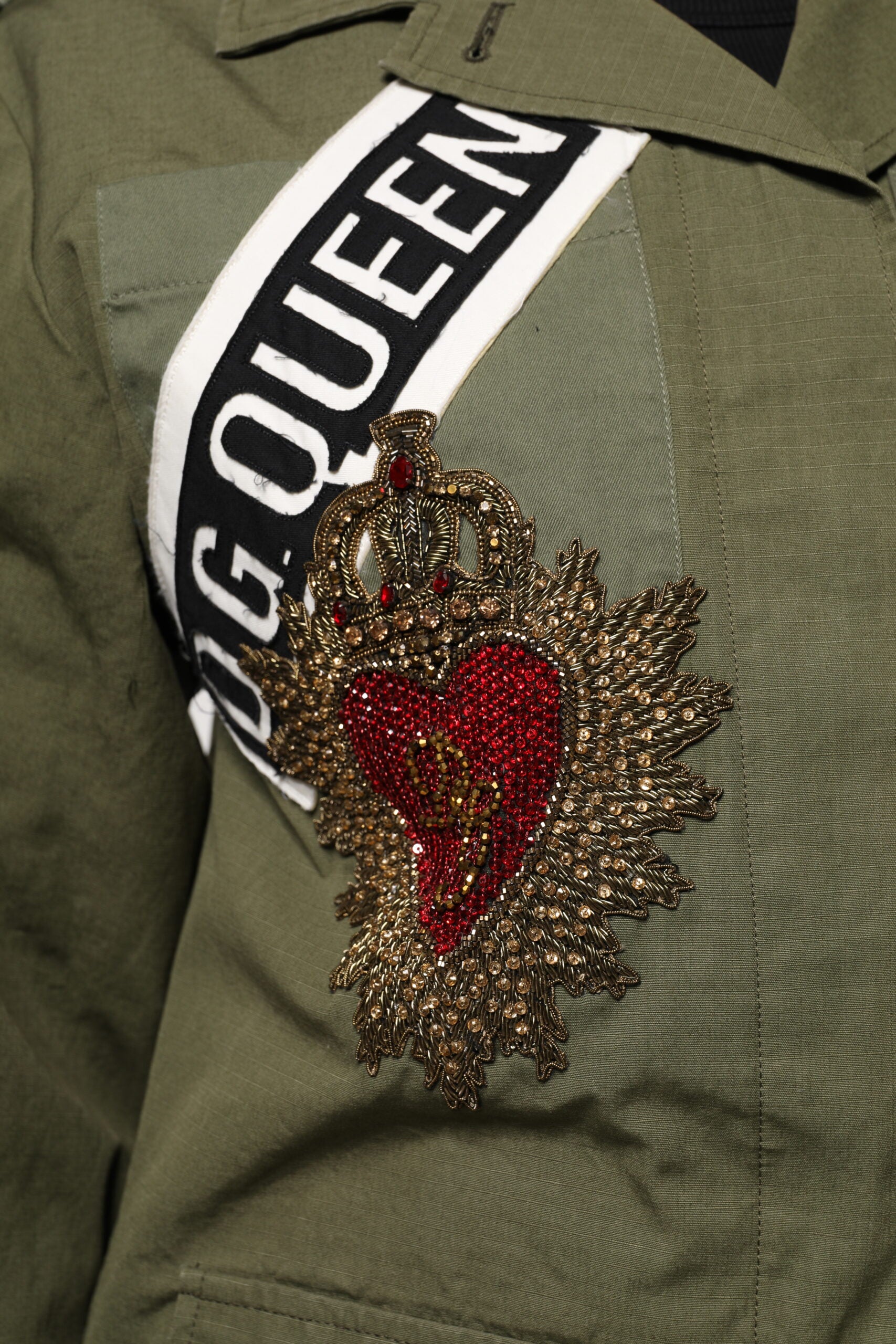 Dolce & Gabbana Military Green Queen Embellished Coat Jacket -   -  Dolce & Gabbana.