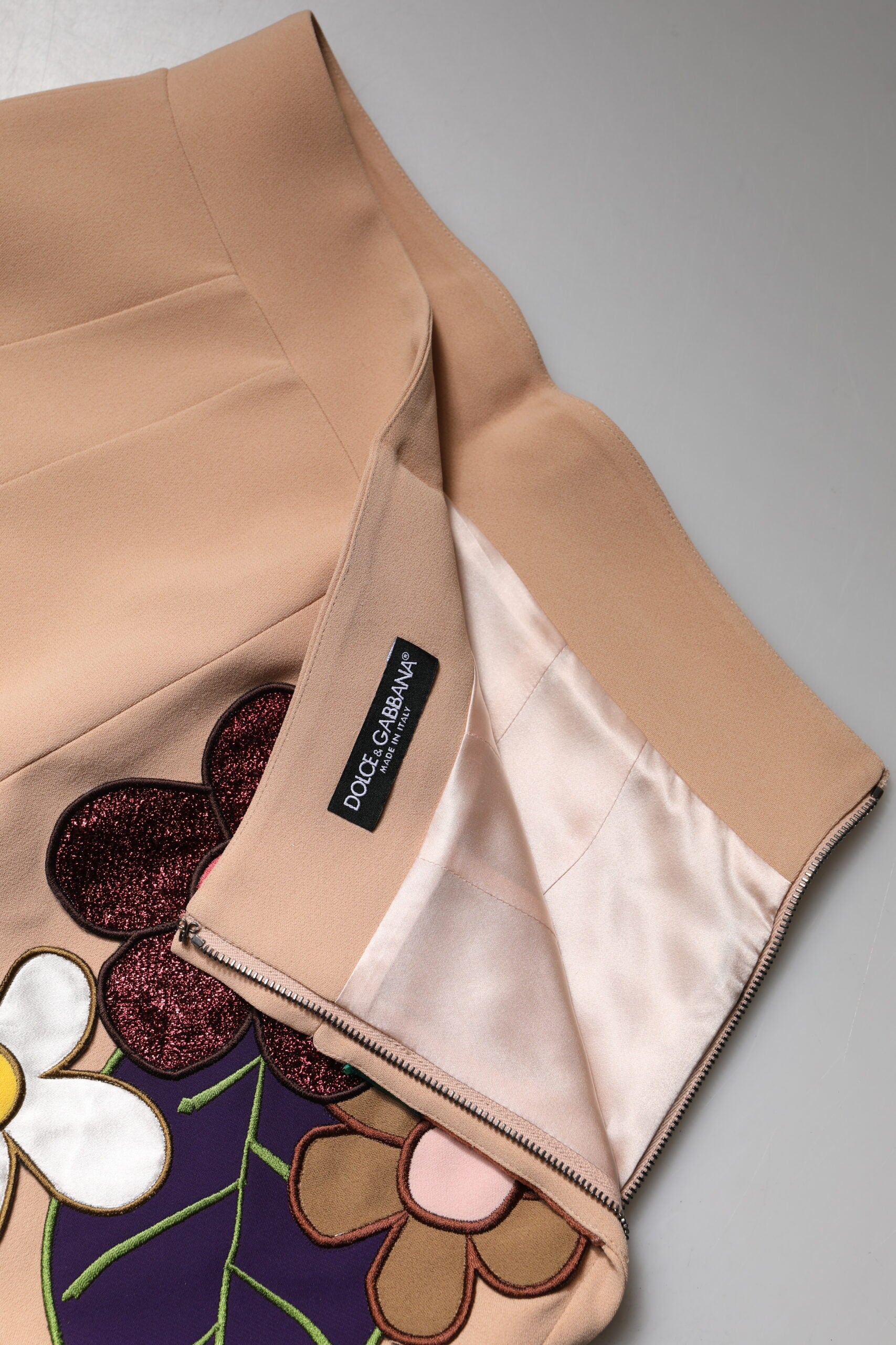 Dolce & Gabbana Beige Floral High Waist Pencil Cut Skirt -   -  Dolce & Gabbana.