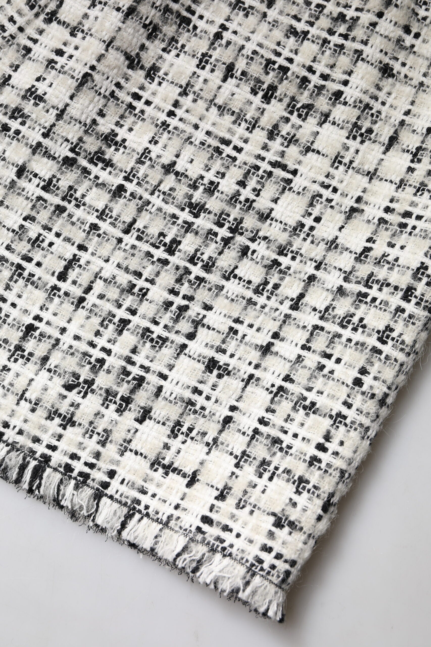 Dolce & Gabbana White Black High Waist Tartan Tweed Mini Skirt -   -  Dolce & Gabbana.