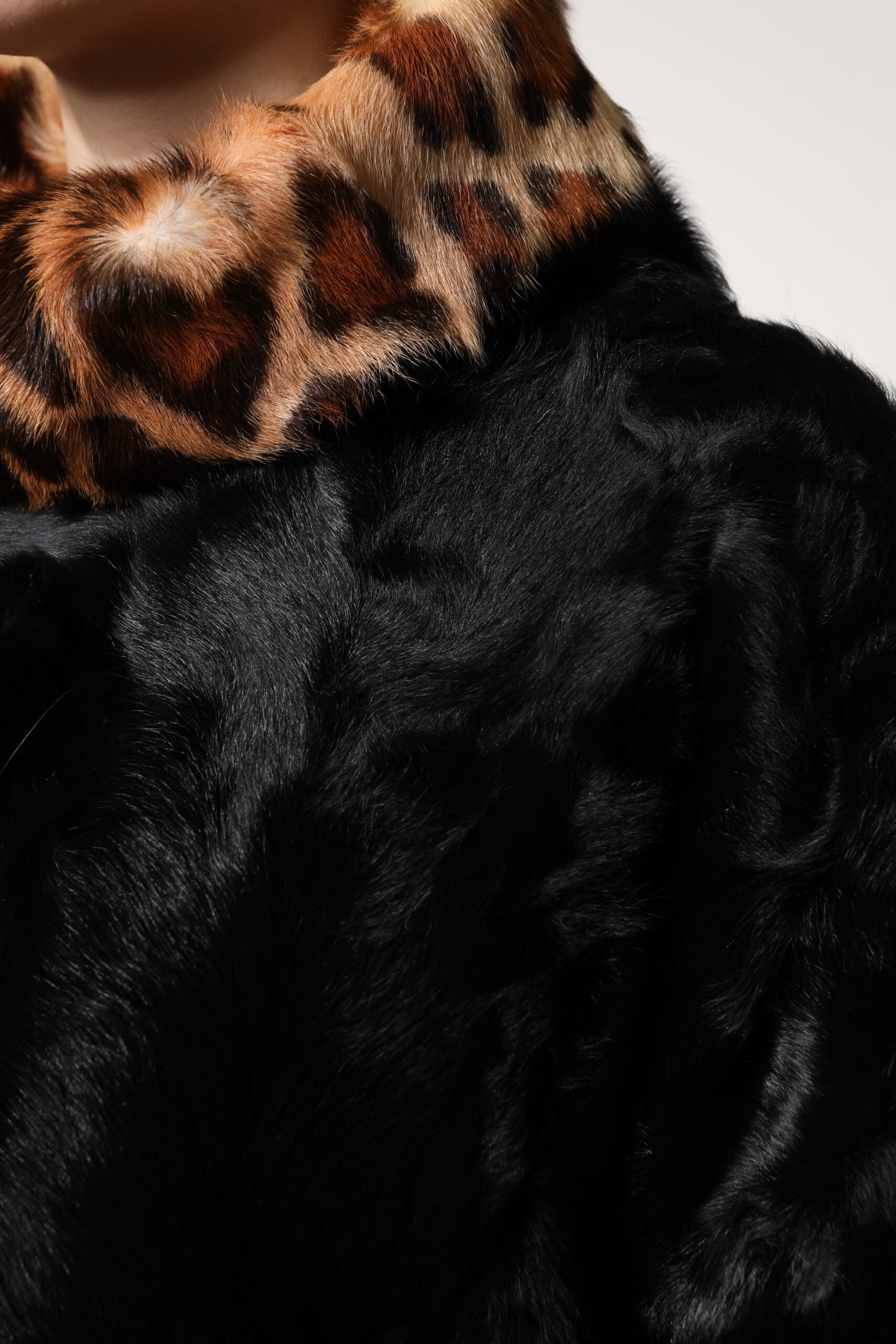 Dolce & Gabbana Black Lamb Fur Short Women Coat Jacket -   -  Dolce & Gabbana.