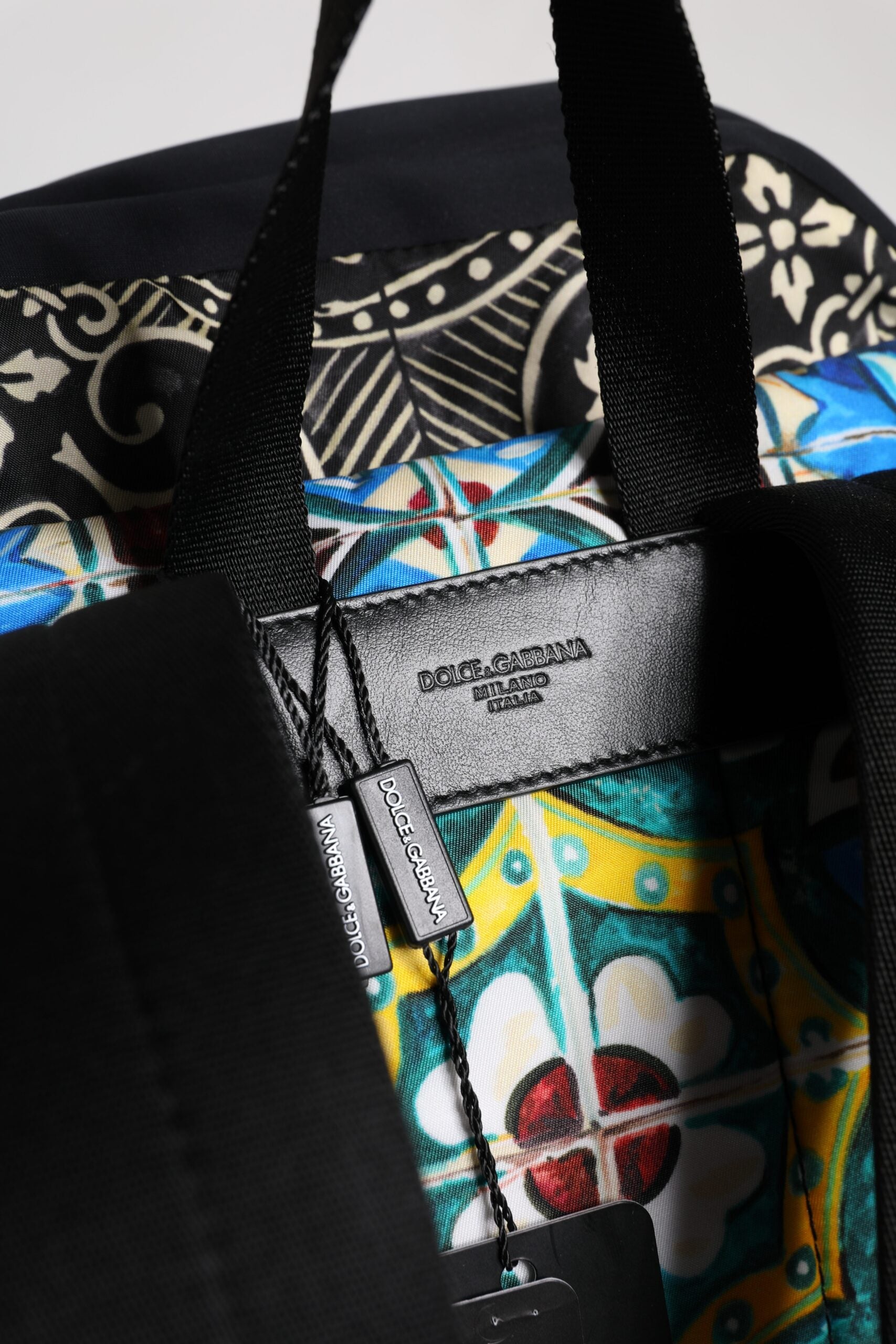 Dolce & Gabbana Multicolor Maiolica Print Nylon Backpack Bag -   -  Dolce & Gabbana.