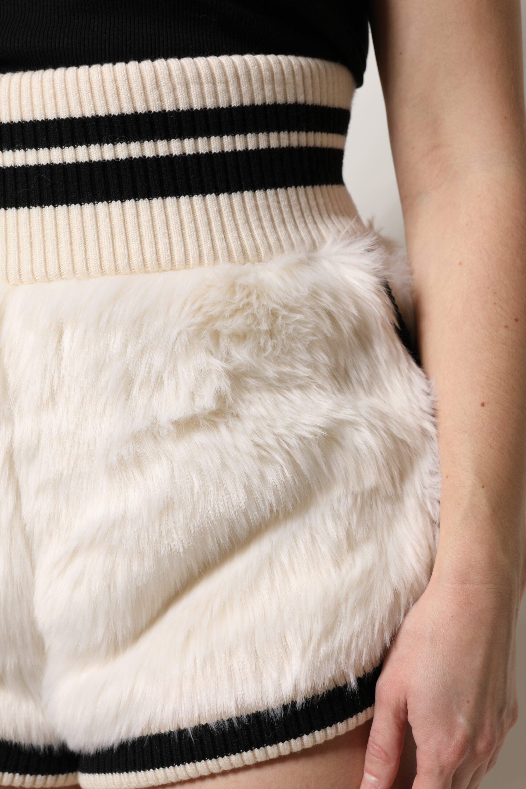 Dolce & Gabbana White Faux Fur High Waisted Hot Pants Short -   -  Dolce & Gabbana.