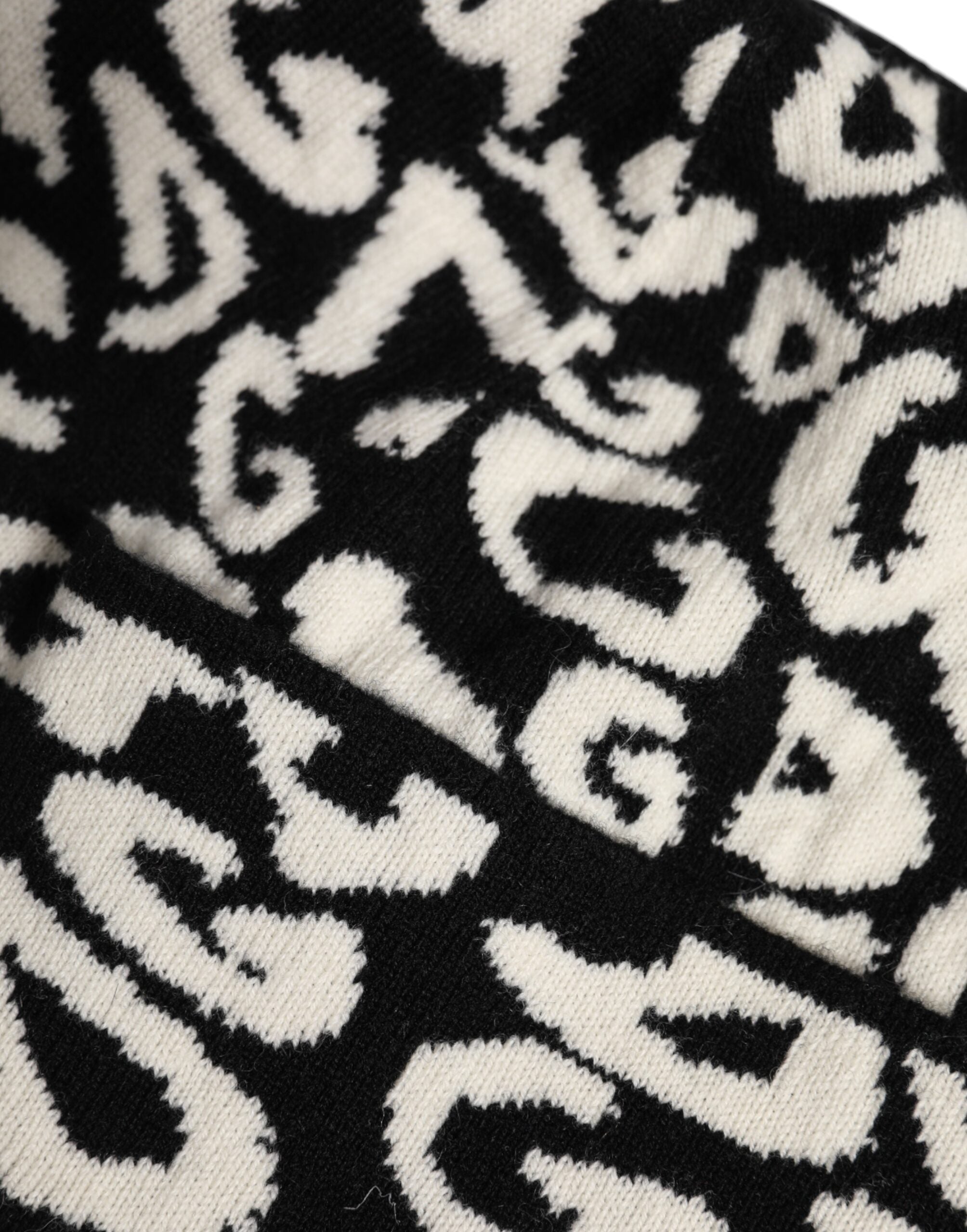 Dolce & Gabbana Black White Wool Knitted Winter Beanie Hat -   -  Dolce & Gabbana.
