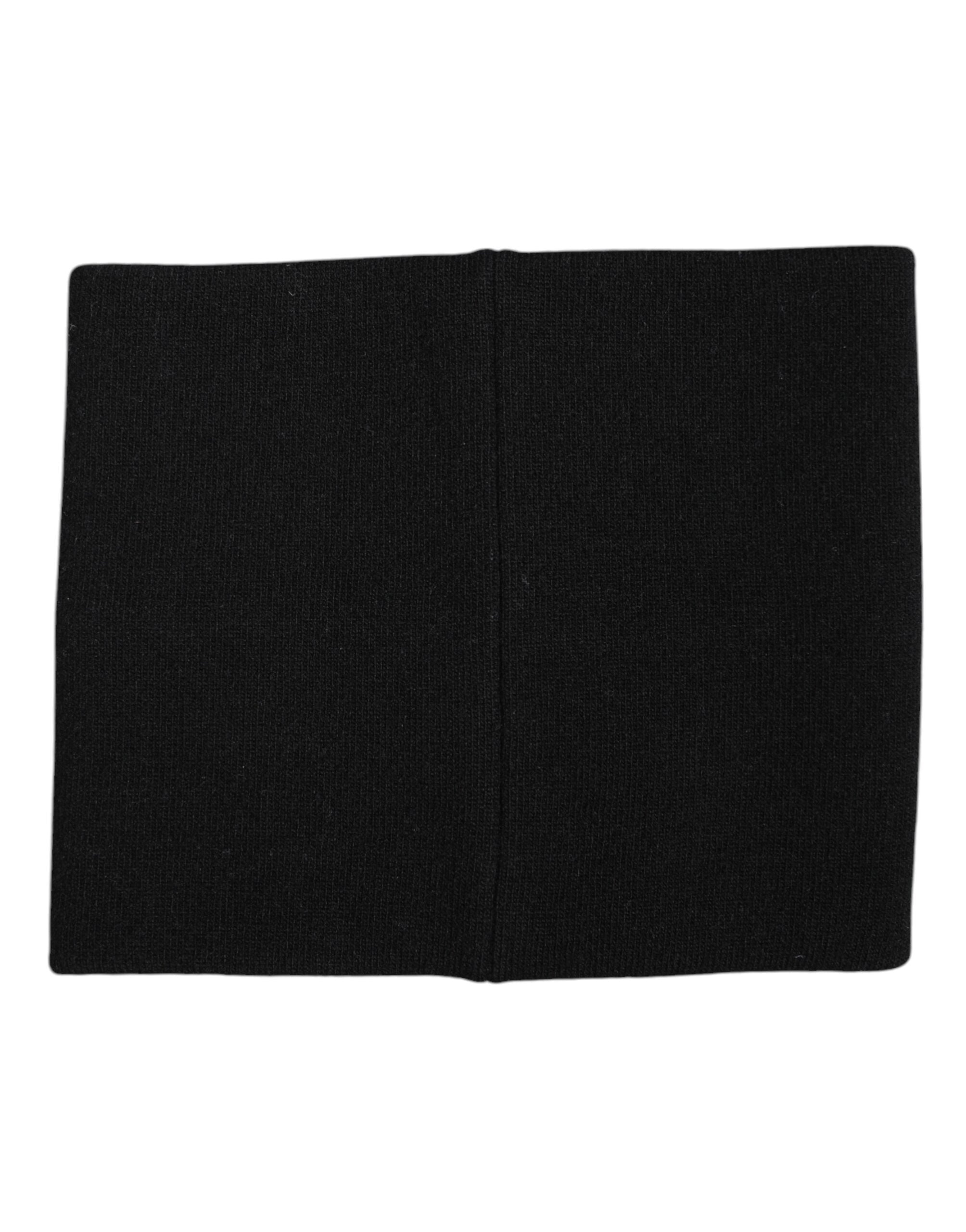 Dolce & Gabbana Black White Logo Print Knitted Neck Warmer Scarf -   -  Dolce & Gabbana.