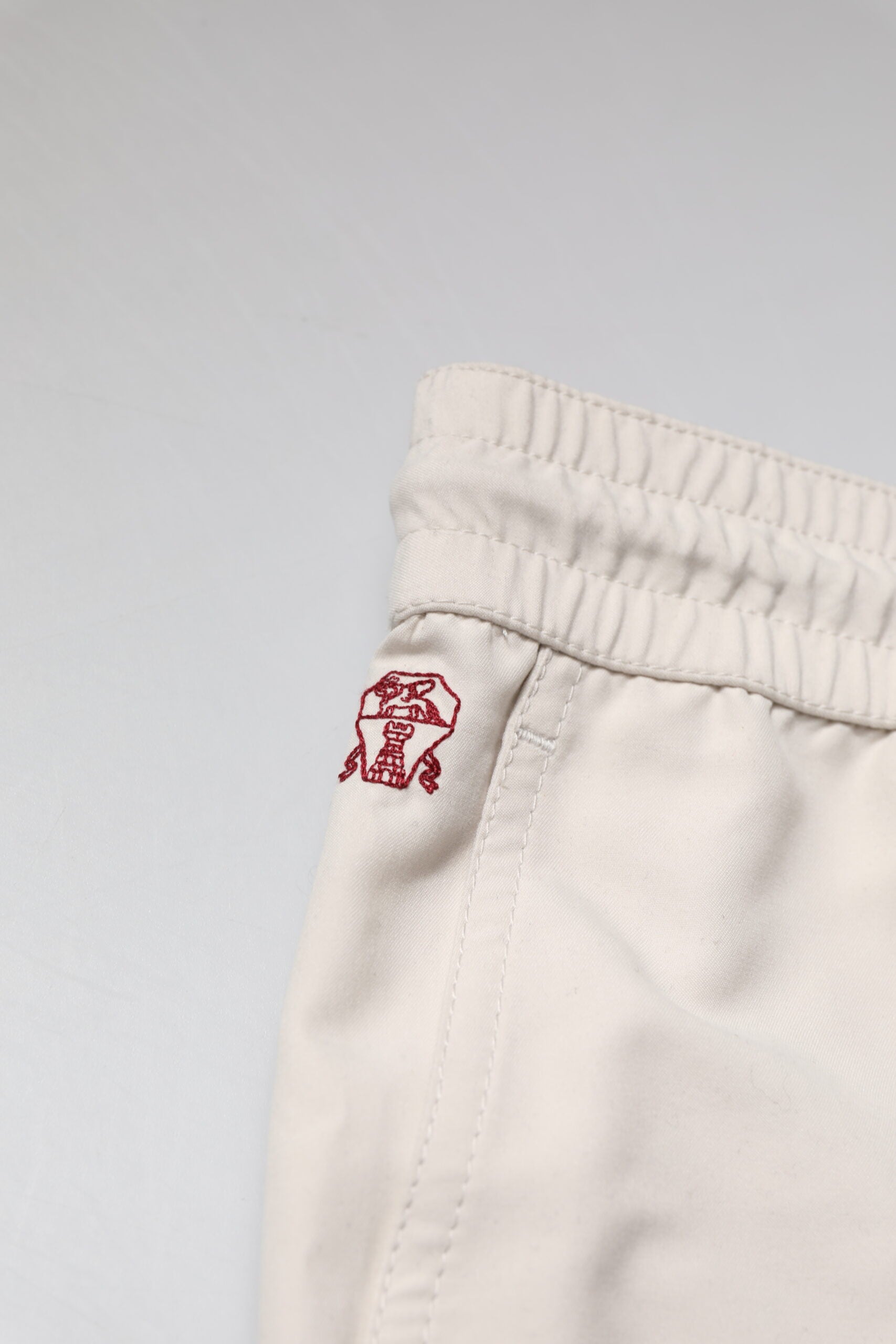 Brunello Cucinelli Off White Logo Men Bermuda Sweatshorts Shorts -   -  Brunello Cucinelli.