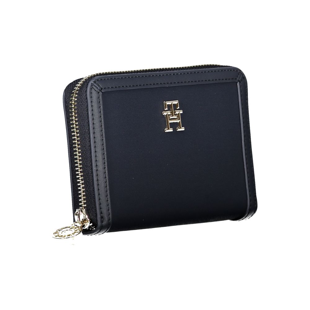 Tommy Hilfiger Chic Blue Multi-Compartment Wallet -   -  Tommy Hilfiger.