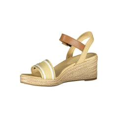 Tommy Hilfiger Beige Polyester Sandal -   -  Tommy Hilfiger.