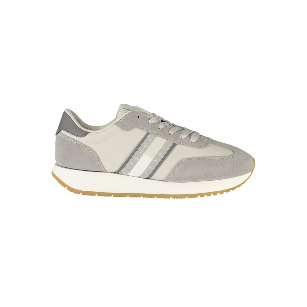 Tommy Hilfiger Brown Leather Men Sneaker -   -  Tommy Hilfiger.