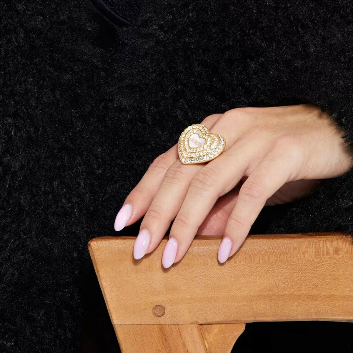 Ladies' Ring Guess JUBR04016JWYGWH54 14 -  Jewellery, Women -  Guess.