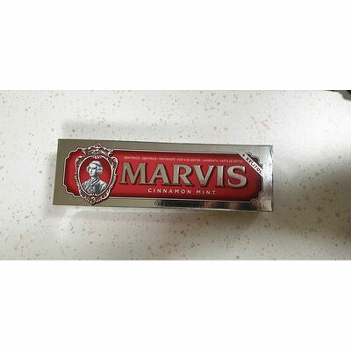 Fluoride toothpaste Cinnamon Mint Marvis Cinnamon Mint 85 ml -  Health and personal care, Oral care -  Marvis.