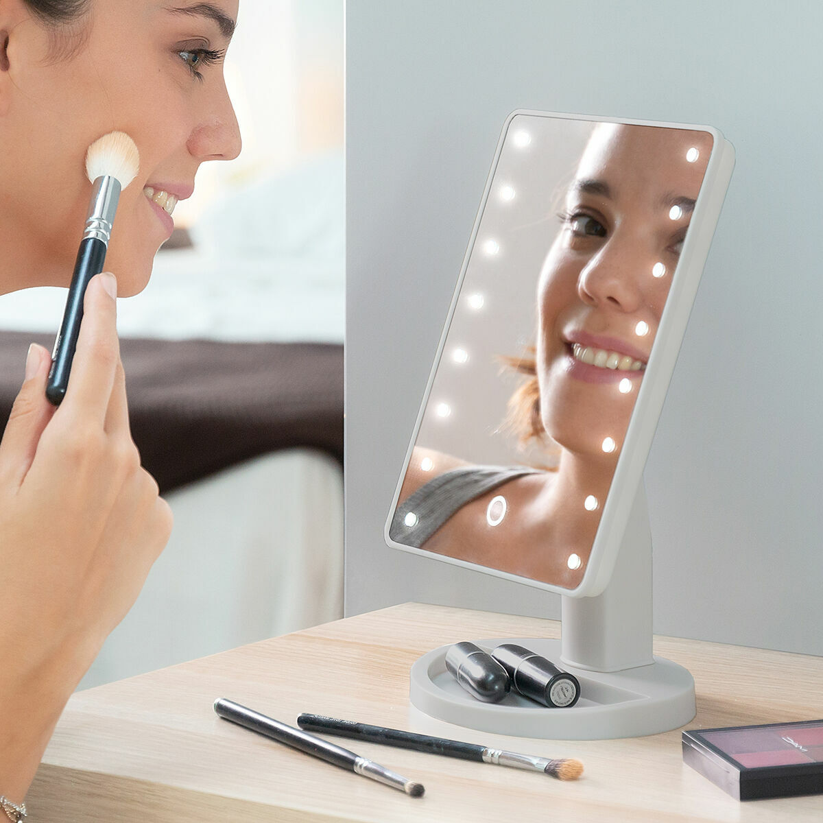 Tabletop Touch LED Mirror Perflex InnovaGoods -  Beauty, Utensils and accessories -  InnovaGoods.