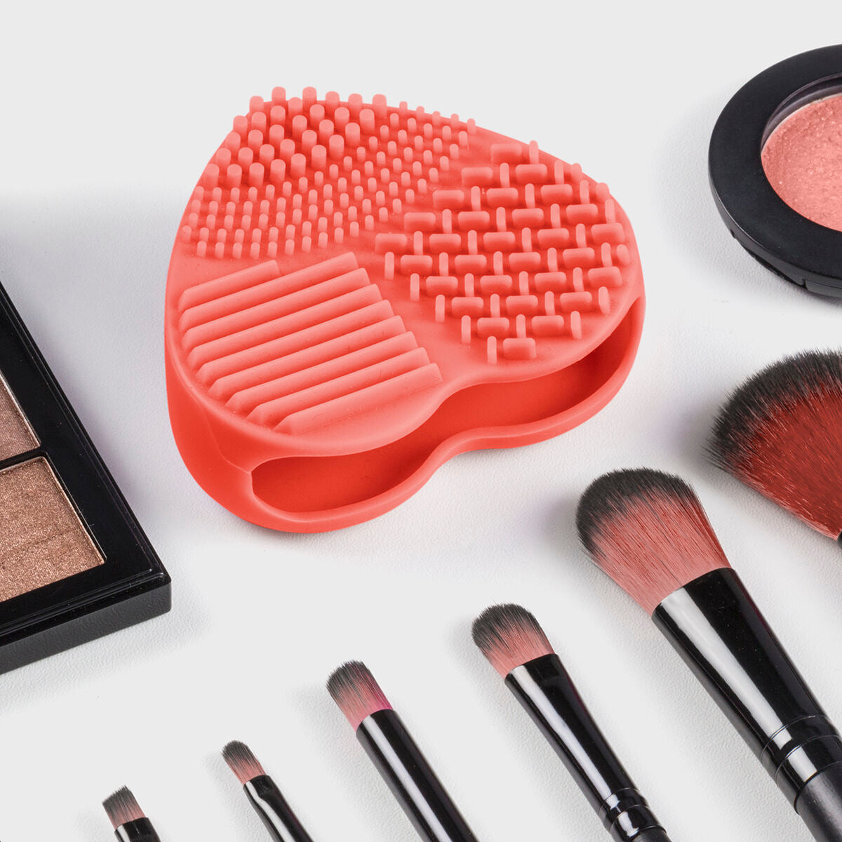 Make-up Brush Cleaner Heart InnovaGoods -  Beauty, Utensils and accessories -  InnovaGoods.