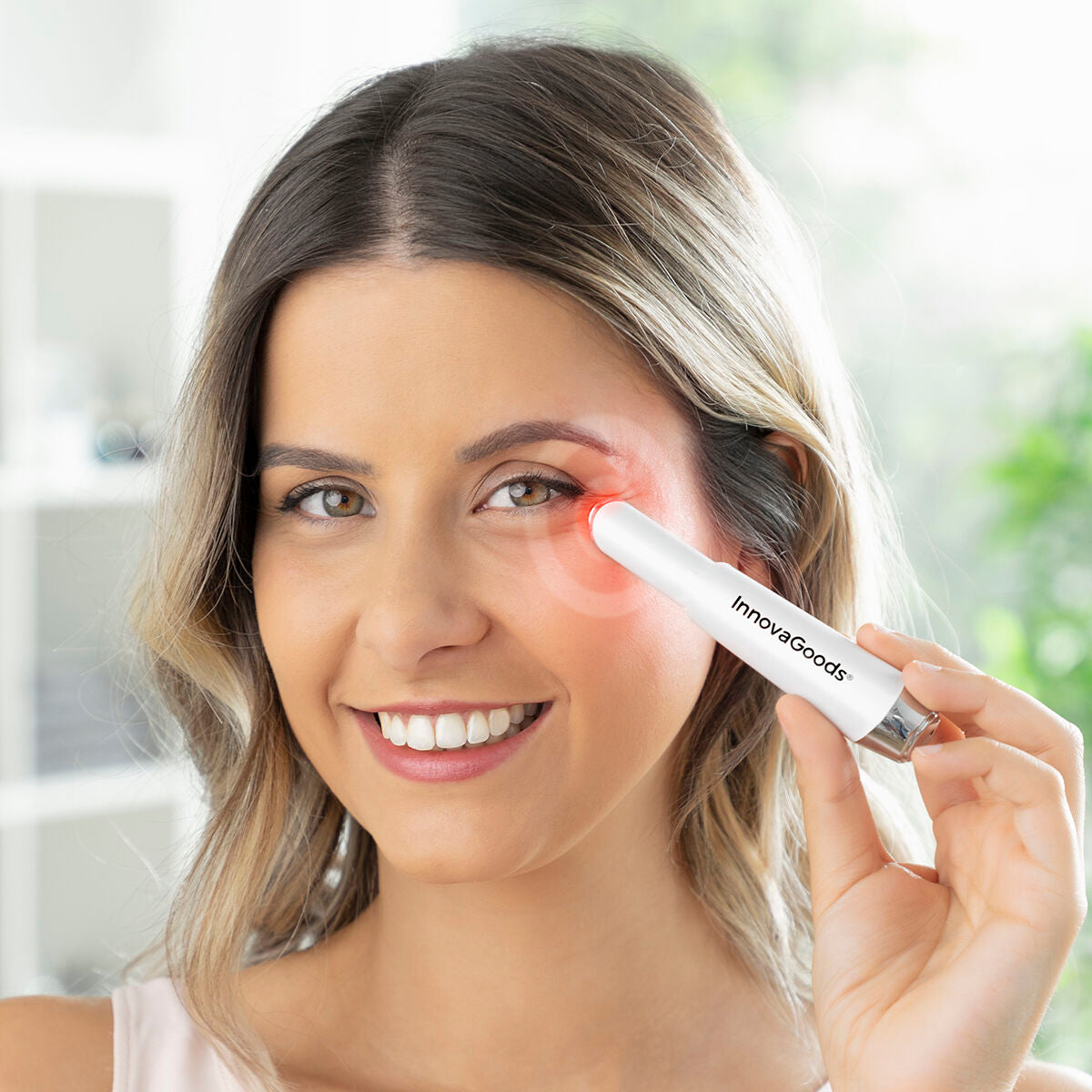 Anti-ageing Eye Massager with Phototherapy, Thermotherapy and Vibration Therey InnovaGoods -  Beauty, Skin care -  InnovaGoods.