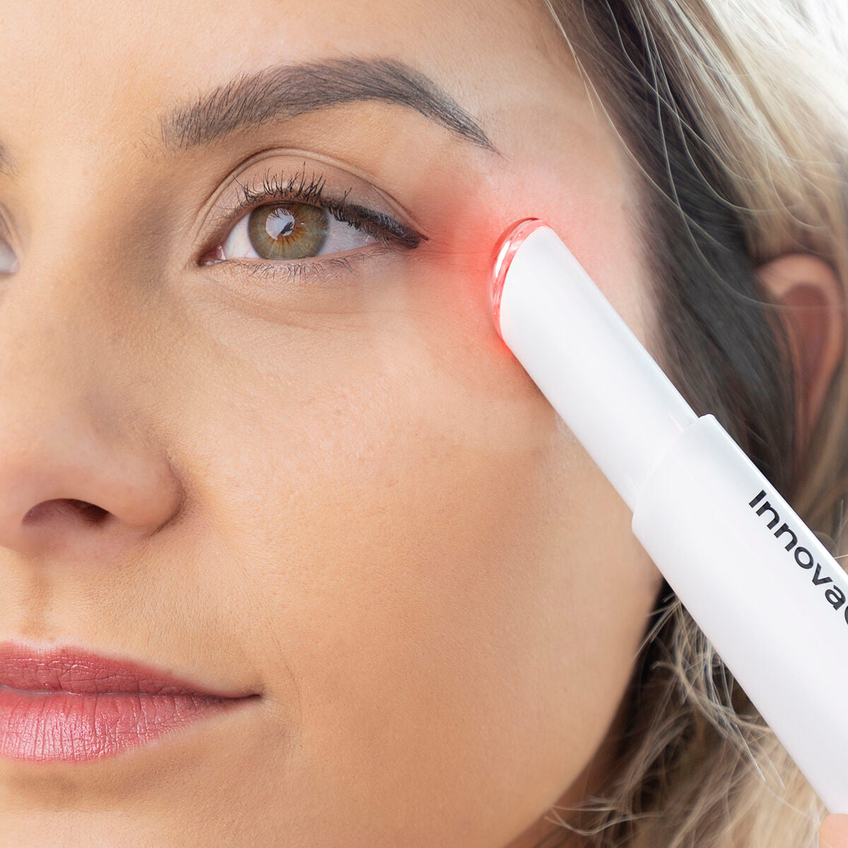 Anti-ageing Eye Massager with Phototherapy, Thermotherapy and Vibration Therey InnovaGoods -  Beauty, Skin care -  InnovaGoods.