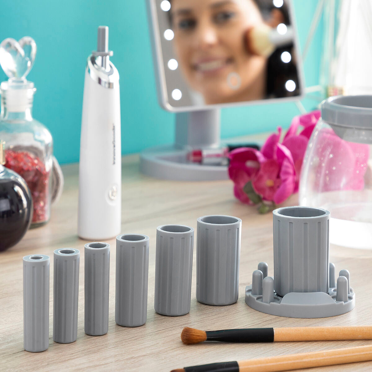 Automatic Make-up Brush Cleaner and Dryer Maklin InnovaGoods -  Beauty, Utensils and accessories -  InnovaGoods.