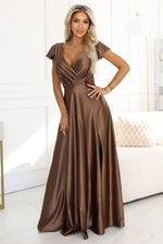  Long dress model 219761 Numoco 